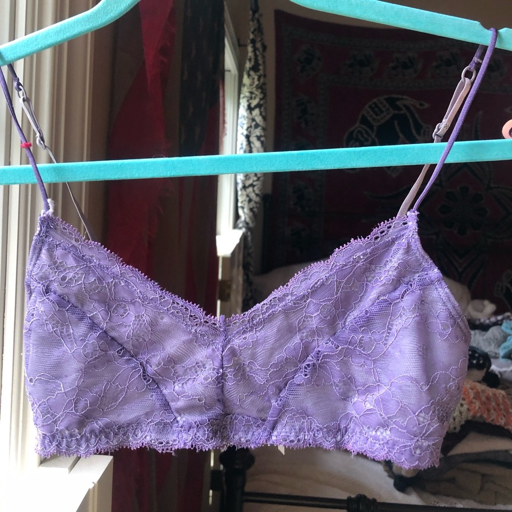 URBAN OUTFITTERS bralette